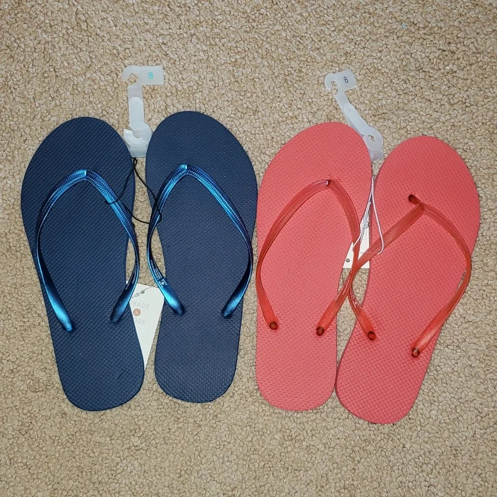 Shade & Shore Flip Flops- 2 pairs - Picture 1 of 8